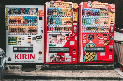 How Much Does the Average Vending Machine Earn | SkillsAndTech