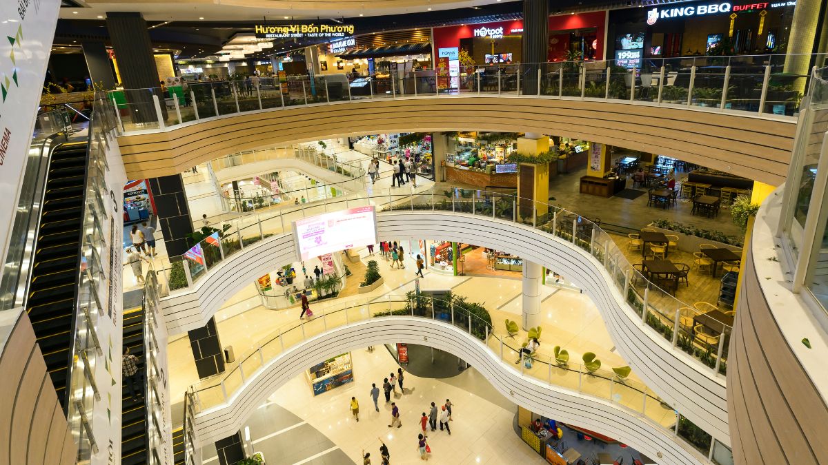 How to Open a Store in the Mall | SkillsAndTech