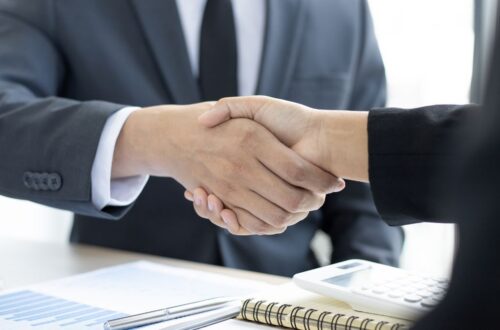Distributor Agreement Vs. Dealer Agreement | SkillsAndTech