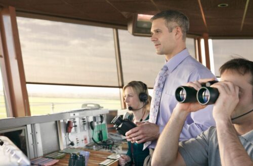 How To Become An Air Traffic Controller | SkillsAndTech