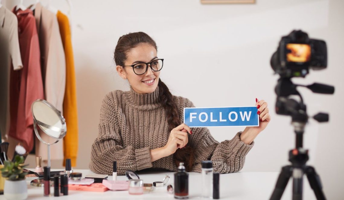 How To Become A Social Media Influencer | SkillsAndTech