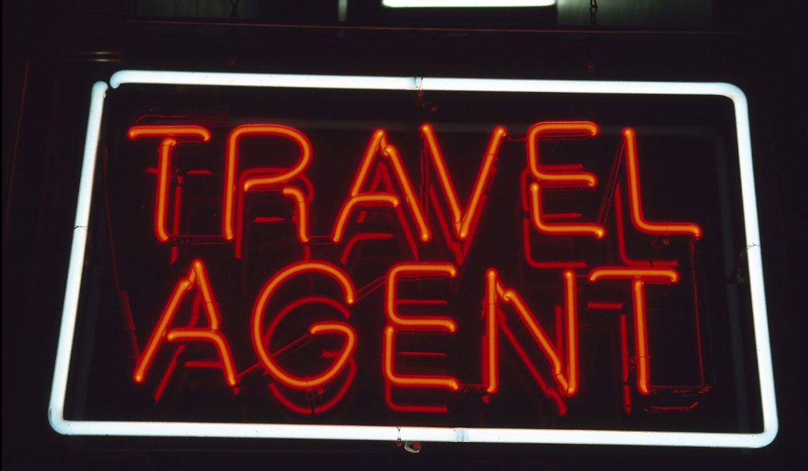 How To Become A Travel Agent | SkillsAndTech