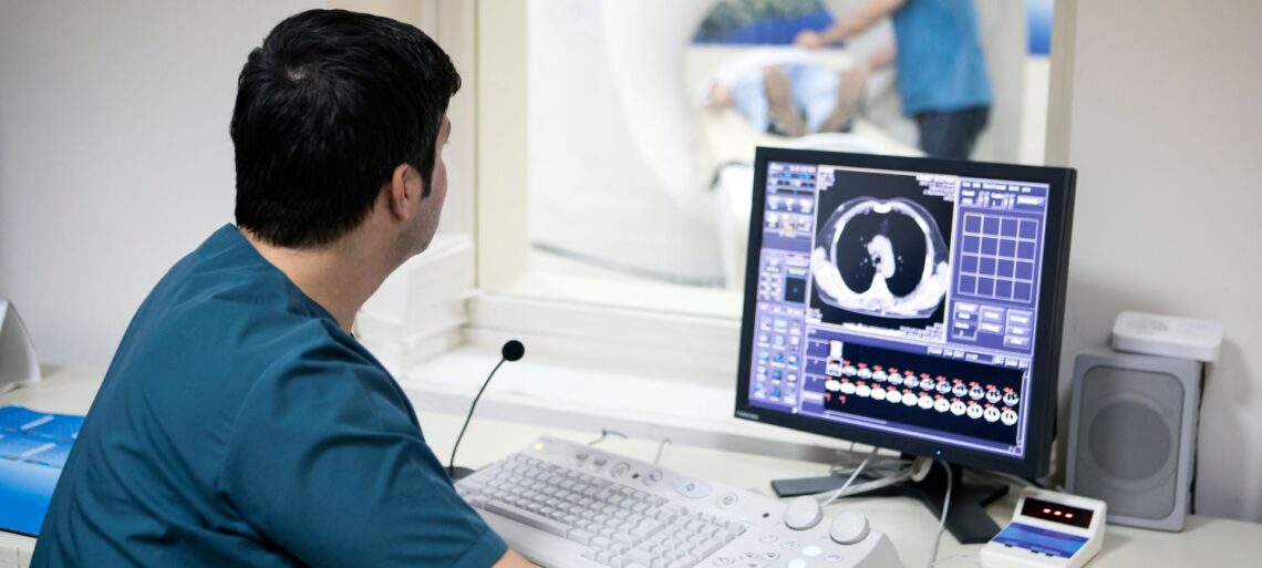 How To Become Radiologist | SkillsAndTech