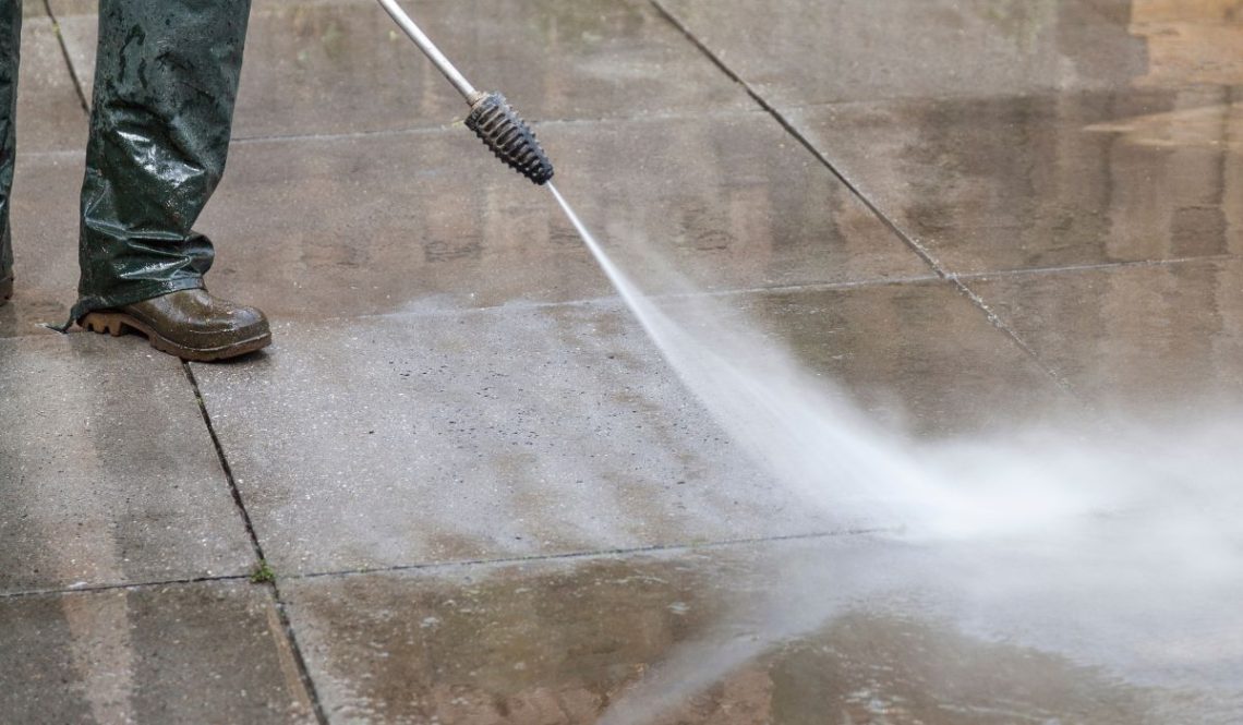 How to Start a Pressure Washing Business | SkillsAndTech