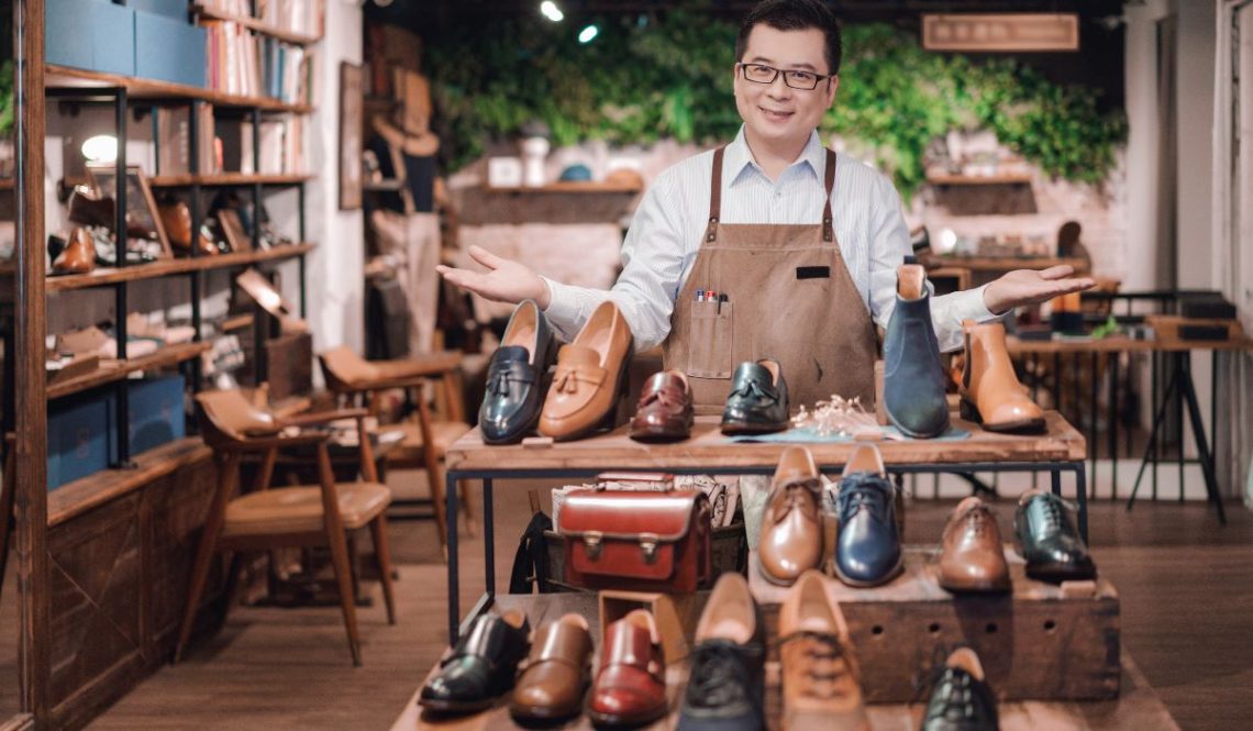 How to Start a Shoe Store Business | SkillsAndTech